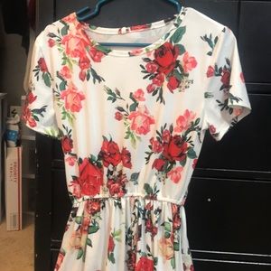 White floral midi dress with pockets